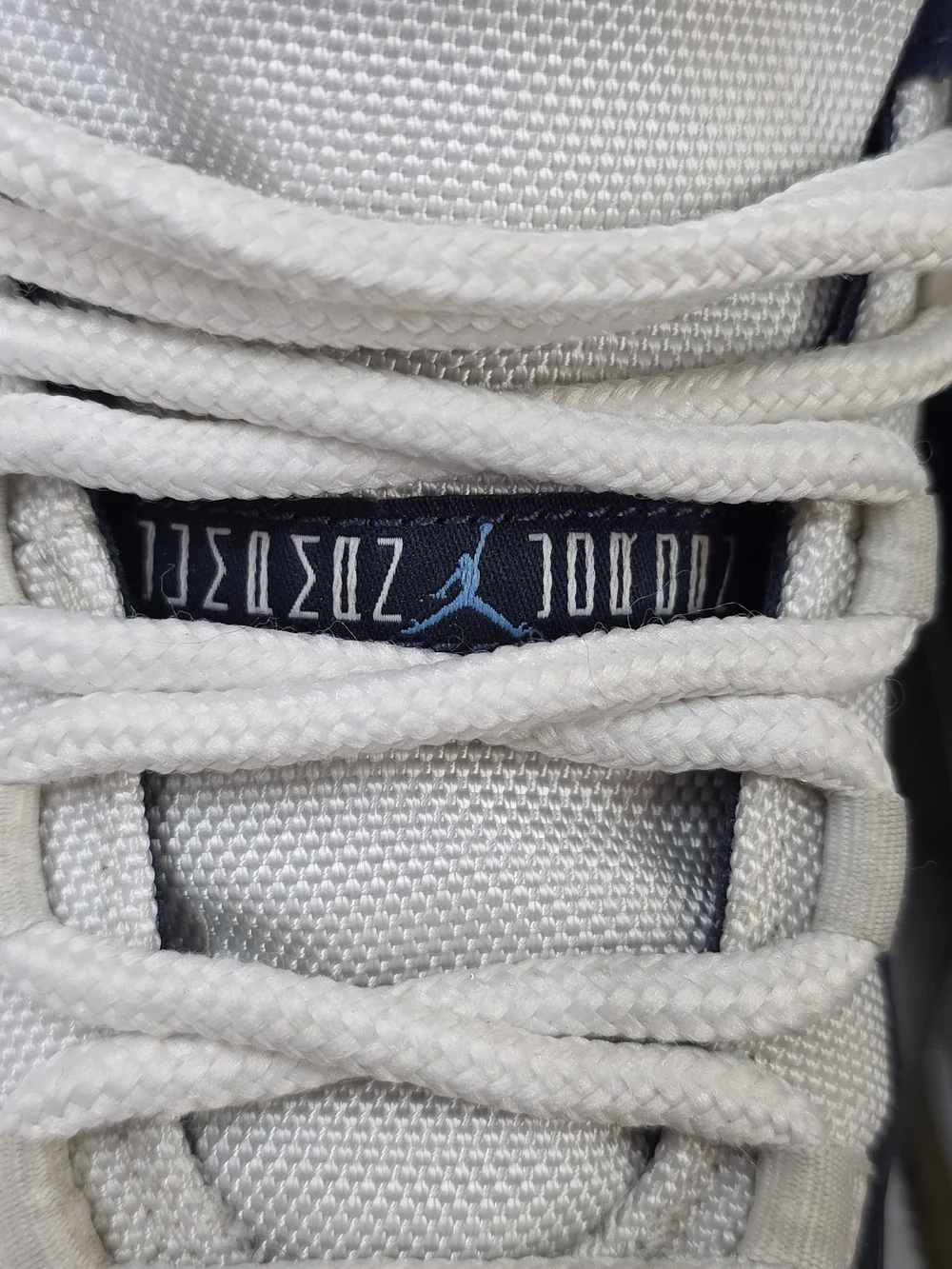 Nike Air Jordan 11 Retro 